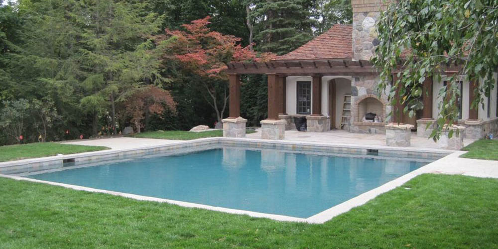 B and B Pools Services